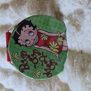 Vintage Collectible Betty Boop Round Tin w/handle